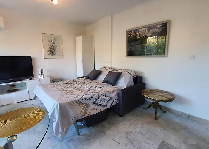 Centre Cannes Gd 2P Terrasse Parking 10Mn Palais Plage